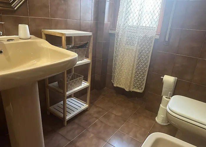 Roma Suites Bed & Breakfast 2*