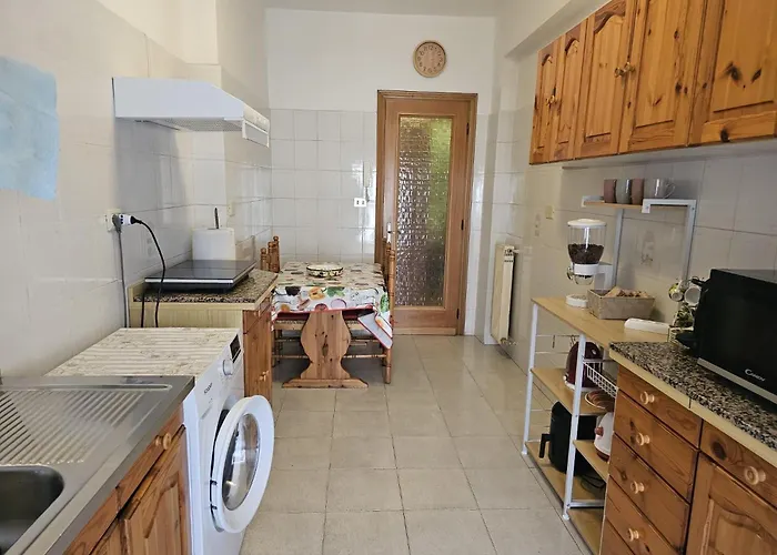 Roma Suites Bed & Breakfast